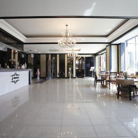 J-Top Hotel Siheung Екстериор снимка