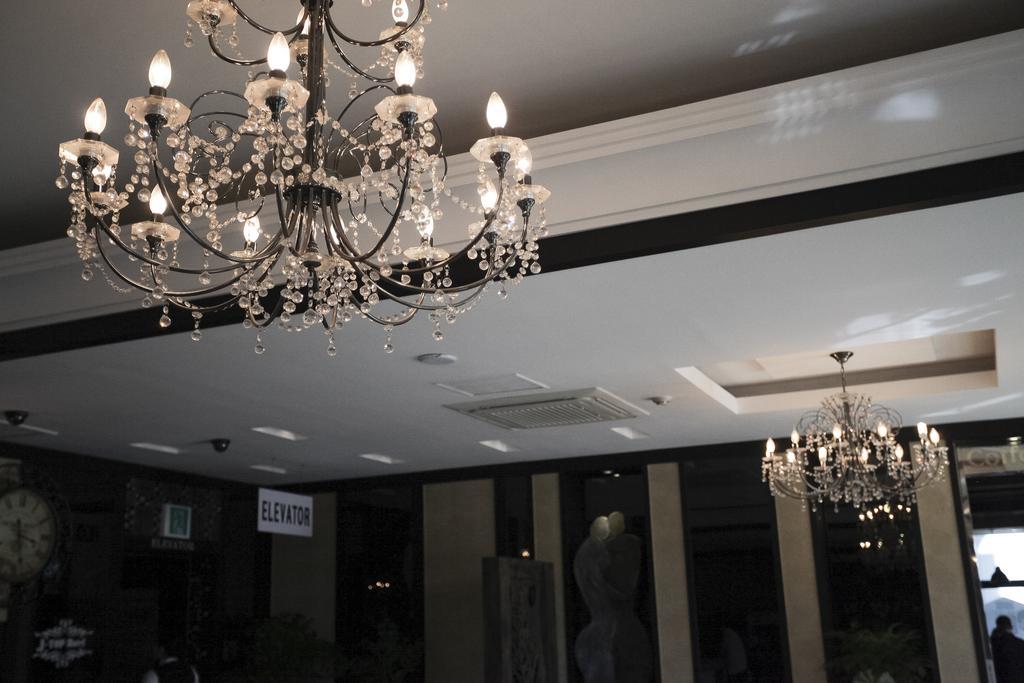 J-Top Hotel Siheung Екстериор снимка