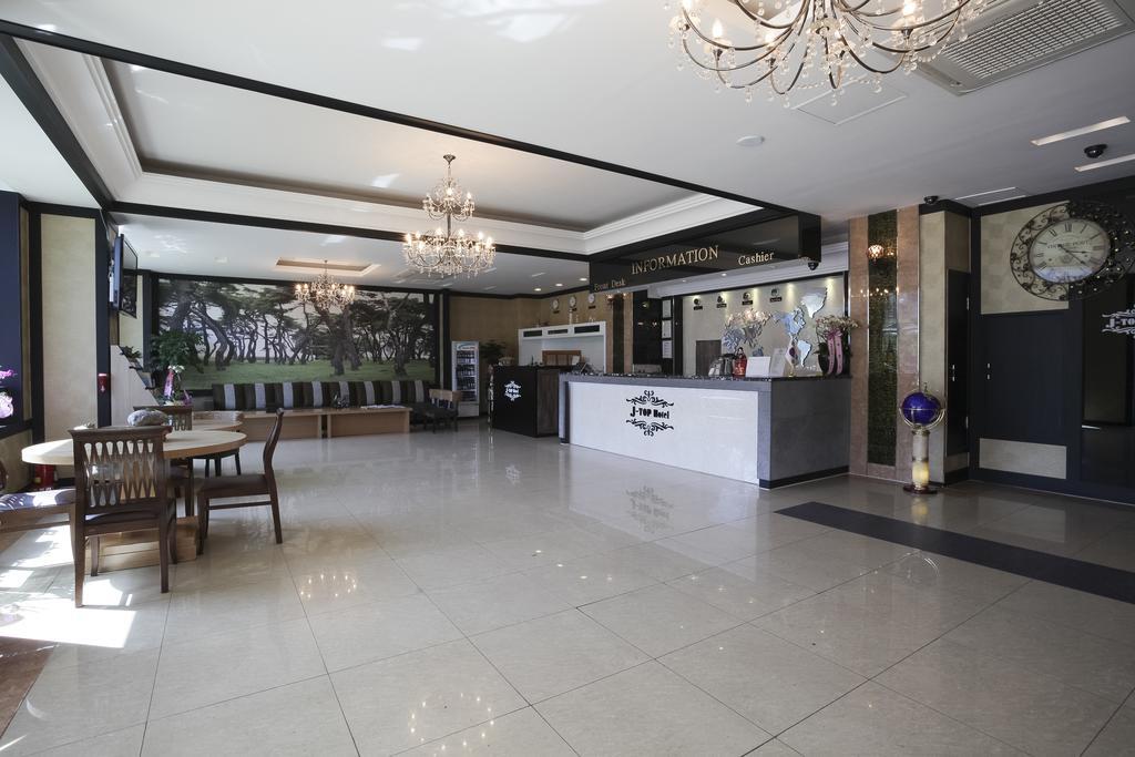 J-Top Hotel Siheung Екстериор снимка